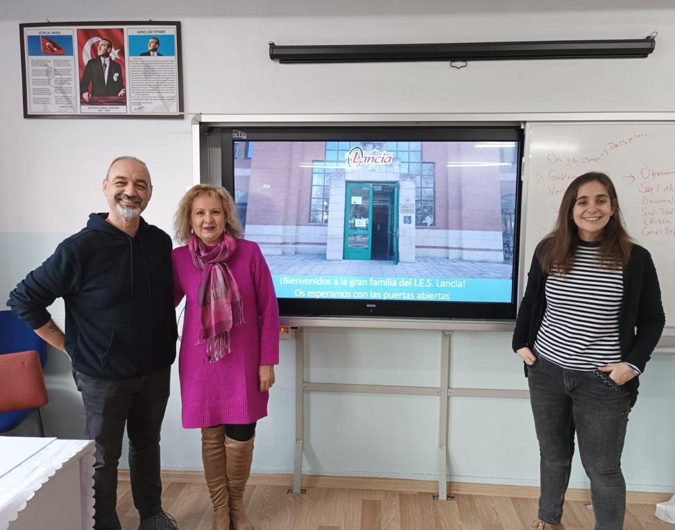 Camino y Laura Estambul Camino y Laura Estambul